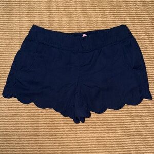 Lilly Pulitzer Navy Blue Scalloped Women Shorts, small